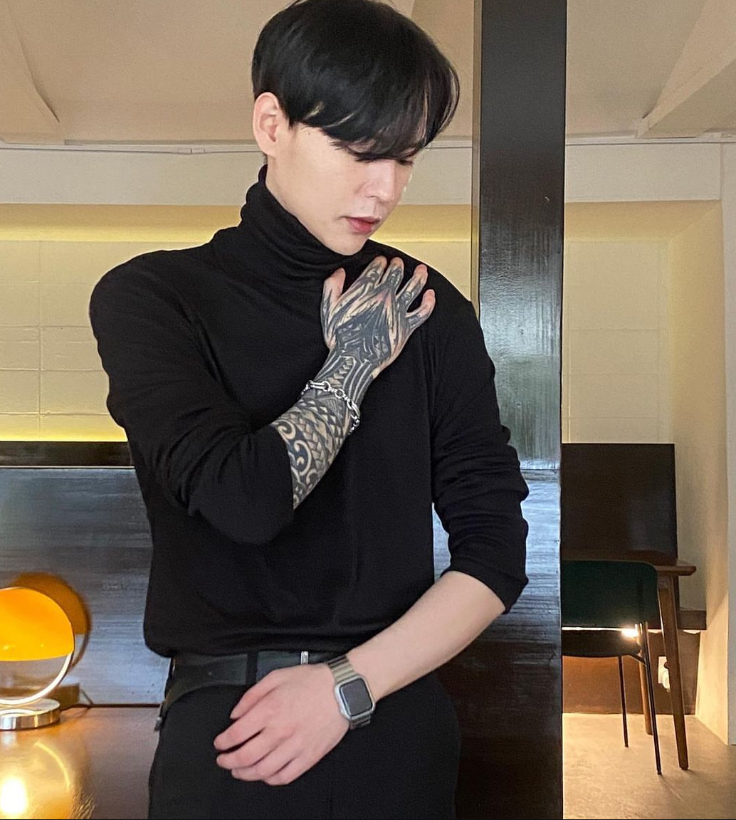 Hongin, Wyman, and Daniel Singing at Yah Tokyo